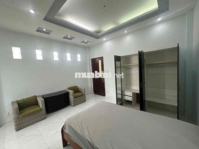 Căn studio cửa sổ trời gần ĐH Văn Lang