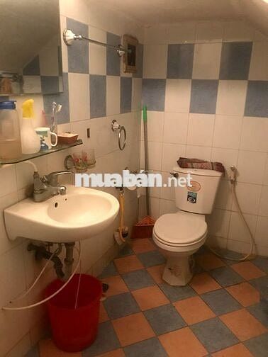 Phòng trọ 15M2 phố 8/3,P Quỳnh Mai, Gần ĐH BK, Kinh Tế, XD