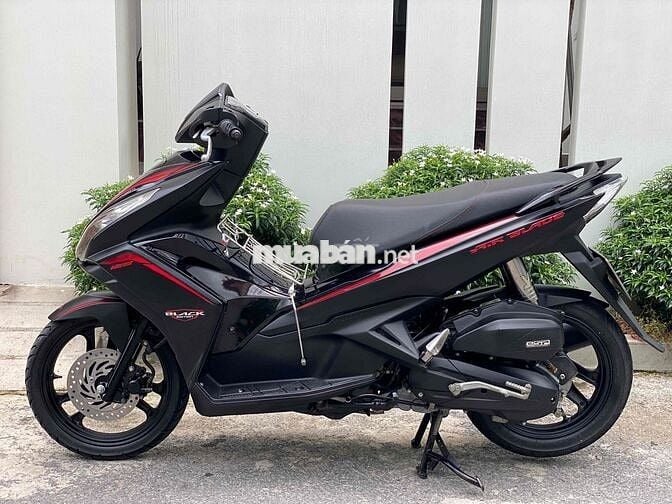BÁN XE AIRBLADE ĐỎ ĐEN NHƯ HÌNH