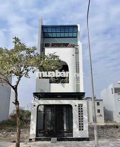 cần bán gấp nhà 1trệt, 1lầu ở Vũ Tùng, PN, giá 2ty9, dt 39m