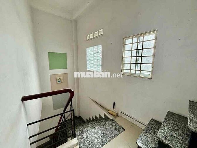 BÁN NHÀ ĐẸP SHR - SÁT MẶT TIỀN - SỔ NỞ HẬU - GẦN CHỢ BÀ CHIỂU