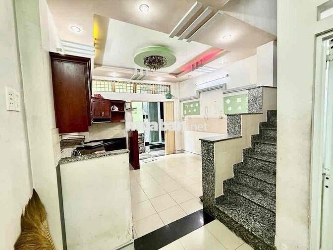 BÁN NHÀ ĐẸP SHR - SÁT MẶT TIỀN - SỔ NỞ HẬU - GẦN CHỢ BÀ CHIỂU