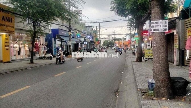 NHÀ MT 2 TẦNG ĐÔNG HƯNG THUẬN 26 NGANG 4,3M GẦN GALAXY CHỢ CẦU SHR 60M