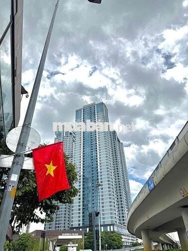 CHO THUÊ STUDIO TÁCH BẾP CỬA SỔ TRỜI NẰM SÁT BÊN QUẬN 1
