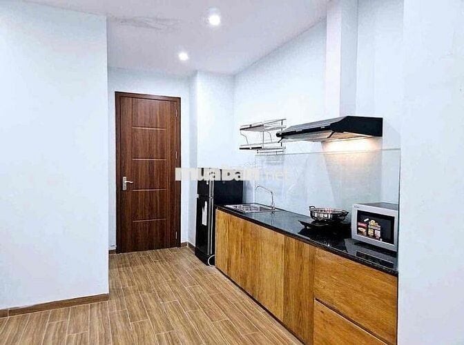 Toà Căn Hộ 20 phòng Nam Việt Á, Đường 7m5 lề 4m , dtsd: 933m2