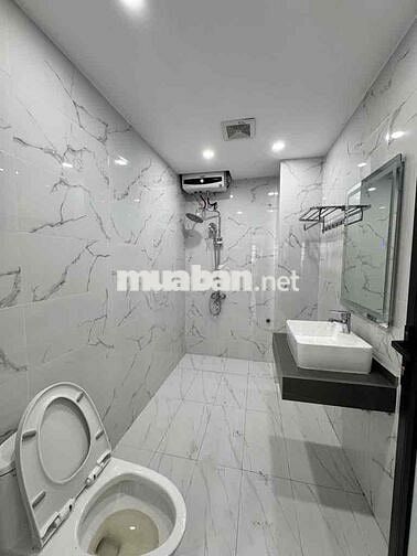 Bán nhà Bồ Đề, Long Biên 33mx6 tầng, giá 10.2 tỷ. Ngõ 78, sát hồ, full