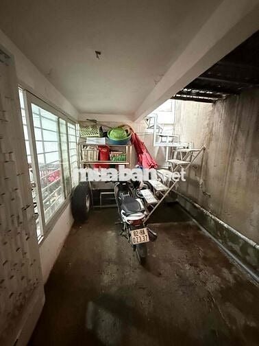 Bán Nhà Mặt Tiền Chợ Nguyễn Xí
