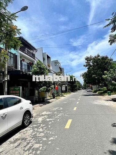 Mặt tiền đường 7m5 Hoà Phú 9 gần Biển diện tích 90m