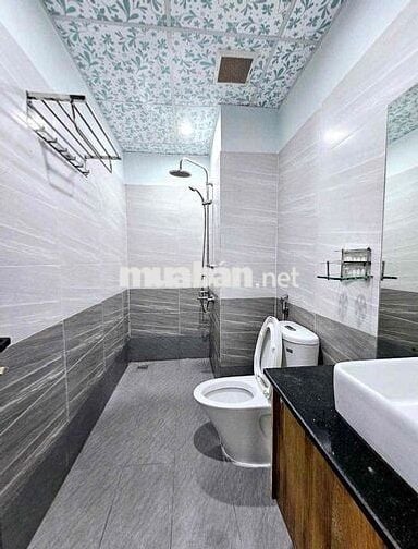 Toà Căn Hộ 20 phòng Nam Việt Á, Đường 7m5 lề 4m , dtsd: 933m2