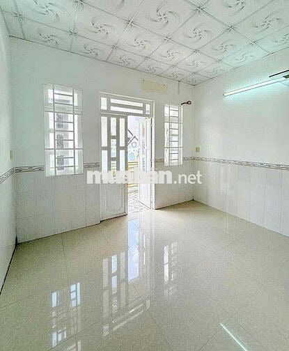 Nhà trệt 2 lầu 4 phòng KDC Thới Nhựt 1