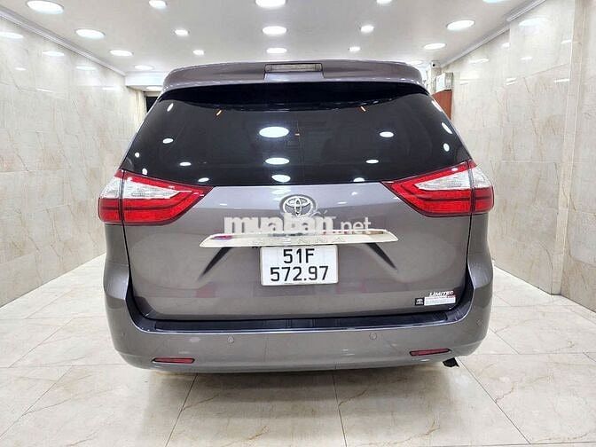Toyota Sienna limited 2016, nhà trùm mền còn mới