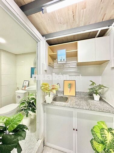 Duplex Siêu Mới - Ngay trung tâm Q5,Q10, đi bộ qua được UEH