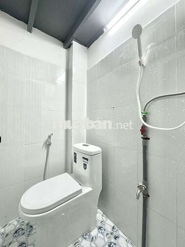 PHÒNG MỚI NGAY VƯỜN LÀI ĐẾN ĐẠI HỌC NGUYỄN TẤT THÀNH, VĂN HIẾN CHỈ 5P