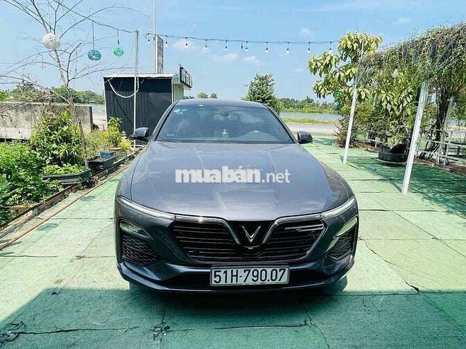 VinFast Lux A2.0 2019 Plus 2.0 AT - 71000 km
