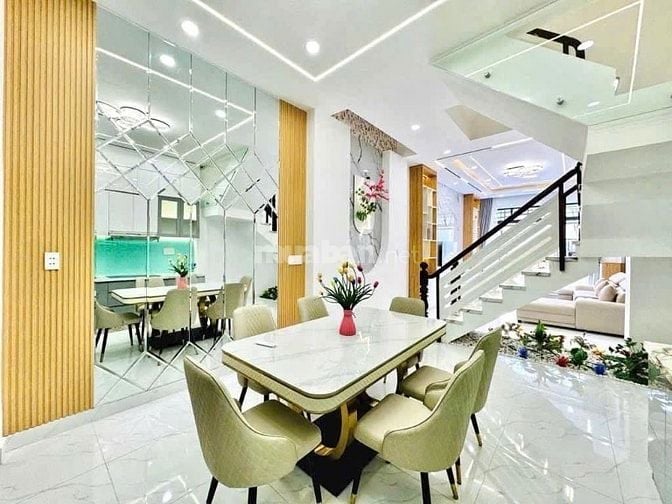 Kẹt tiền cần bán gấp nhà Đoàn Như Hải, giá 3 tỷ 860 TL