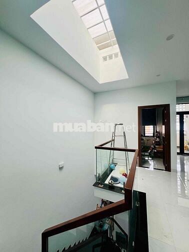 Nhà 1 lầu 1 trệt hẻm dx31 Phú mỹ ,gần chợ,đường 5m thông