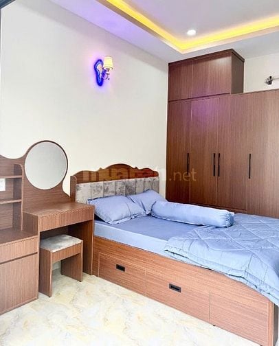Nhà 3 Lầu tuyệt đẹp Cao cấp hẻm xe hơi cách Mặt tiền Bùi Đình Tuý 30
