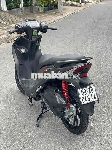 Xe AYM CANDI HI 2022 màu đen nhám mới 95 % len ken