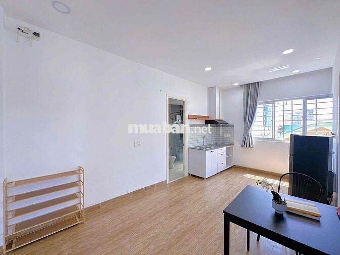 khai trương căn hộ 2PN có thang máy mới 100% Ngay cầu Nguyễn Văn Cừ
