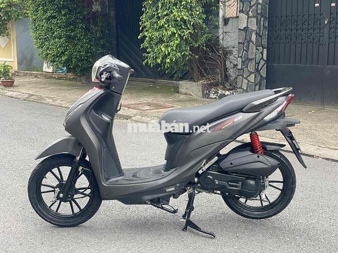 Xe AYM CANDI HI 2022 màu đen nhám mới 95 % len ken