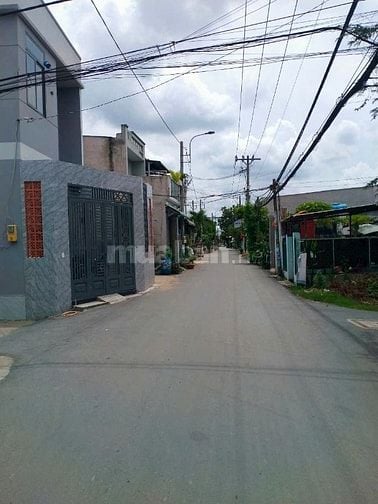 Bán nhà 2/ Võ Văn Vân Ấp 4B Vĩnh lộc B 1 lầu 2PN 4x10m 1 tỷ 730tr shcc