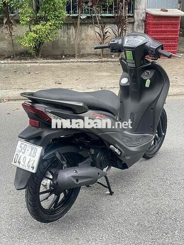 Xe AYM CANDI HI 2022 màu đen nhám mới 95 % len ken
