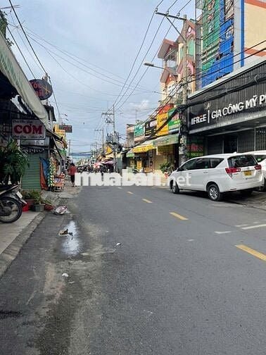 CHo thuê nhà mặt tiền đường Phan đăng giản 9x30m thông suốt