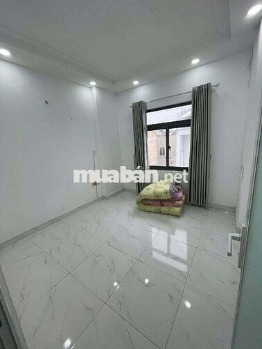 Nhà Mã Lò, 32m2, 4 Tầng, 3 PN, HXH 6M, Giá chỉ nhỉnh 3 tỷ
