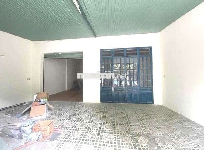 Xưởng 200m2 - Nền Gạch - Vĩnh Lộc - Quách Điêu