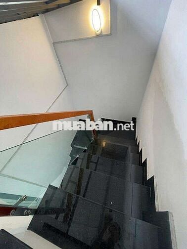 Nhà Mã Lò, 32m2, 4 Tầng, 3 PN, HXH 6M, Giá chỉ nhỉnh 3 tỷ