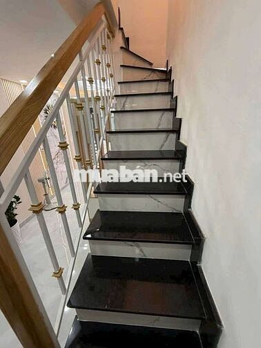Nhà mới nguyễn sỹ sách p15 tân bình chỉ hơn 2 tỷ ,trệt lầu 2pn