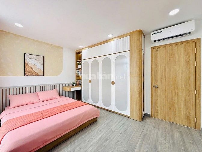 Bán gấp nhà 64m2 đường Hoa Lan, P2, Phú Nhuận. Xây 4 tầng, 