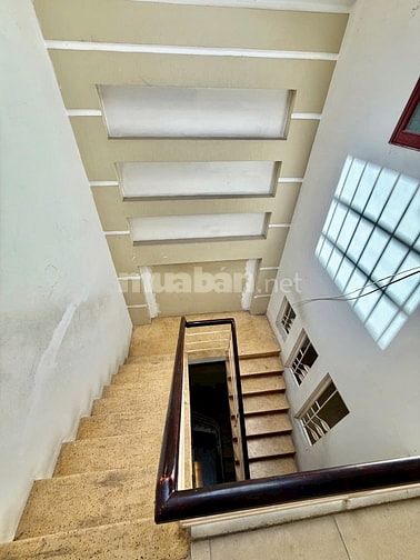 Bán Nhà 3 Lầu DT:4x15m, kiên cố hẻm Nguyễn Kiệm, P3, Q.Phú Nhuận.
