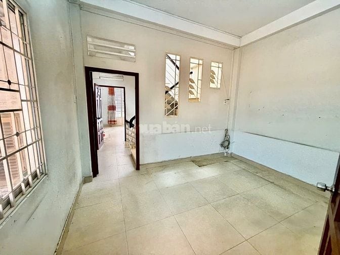 Bán Nhà 3 Lầu DT:4x15m, kiên cố hẻm Nguyễn Kiệm, P3, Q.Phú Nhuận.