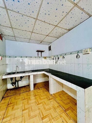 Nhà Riêng Đường Tx13 Sát Chung Cư Picitylank Hẻm Xe Tải Gác Lửng