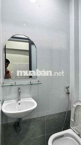 Bán Nhà Giá 1,249 Triệu, Trệt, Lầu, Sổ Hồng Riêng, Hẻm 793, TSX, Q. 7