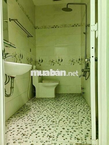 Nhà trệt lửng phường phụ lợi cách huỳnh văn lũy vào 100m giá công nhân