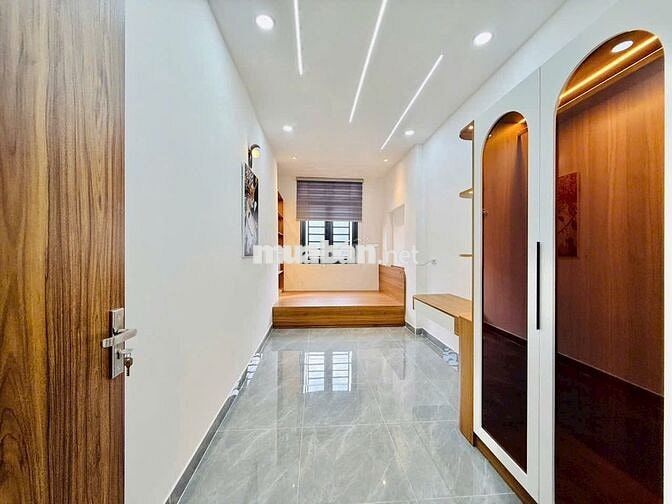 BÁN NHÀ SHR Ở GẦN UBND THẠNH XUÂN Q12. GIÁ : 3,68 TỈ