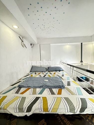 CHDV 15M2, gác xép, khép kin ngõ 175 Lạc Long Quân