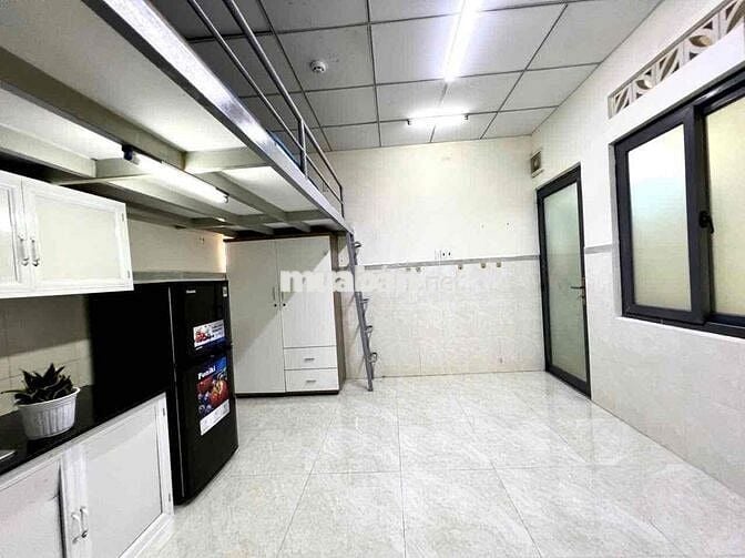Phòng Trọ Gác 30m2, Gần Đặng Thuỳ Trâm, Văn Lang, Cầu Bình Lợi