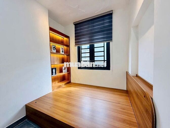 BÁN NHÀ SHR Ở GẦN UBND THẠNH XUÂN Q12. GIÁ : 3,68 TỈ
