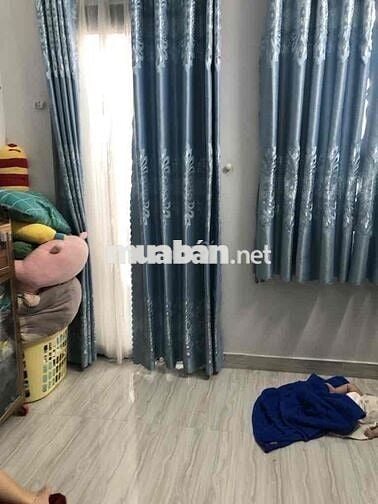 Bán Nhà Phạm Văn Chiêu-18m2-2 Tầng-Kế bên Metro-3 bước ra tới chợ,TL