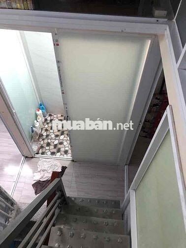 Bán Nhà Phạm Văn Chiêu-18m2-2 Tầng-Kế bên Metro-3 bước ra tới chợ,TL
