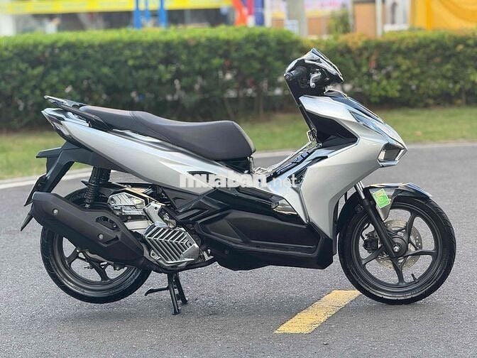 honda- air blade 4vall 2023