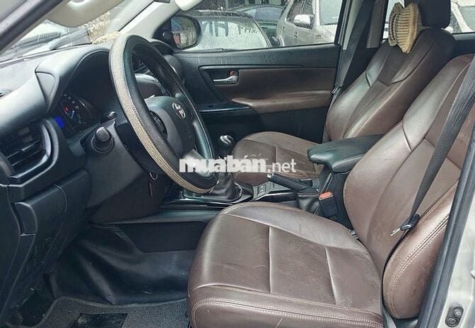 Toyota Fortuner 2.4 2018, máy dầu số sàn siêu đẹp