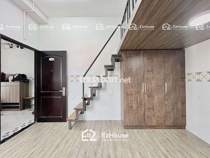 DUPLEX CỬA SỔ TRỜI NGAY CỔNG ĐẠI HỌC VĂN LANG CƠ SỞ 3