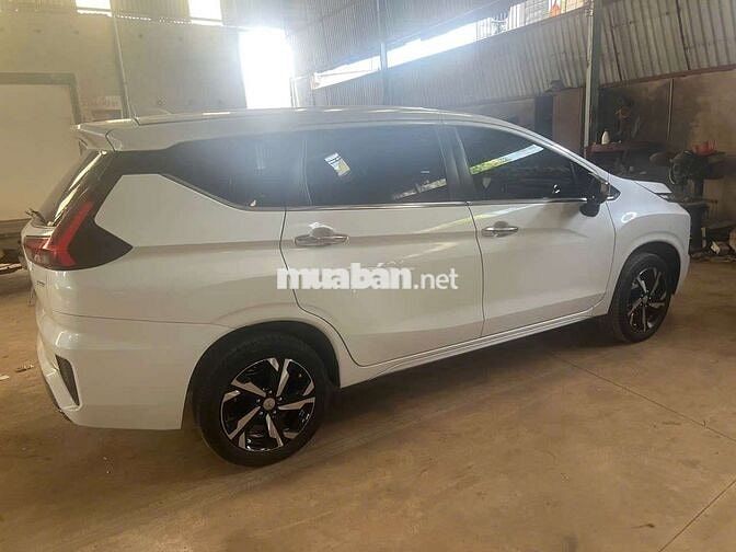 Mitsubishi Xpander Premium 2024