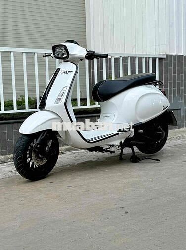 Vespa 125 abs đèn Led 2018 Bstp đẹp 9 chủ