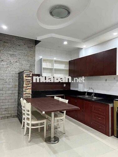 Nhà Lê Hoàng Phái gần ngã Tư Nguyễn Văn Lượng 4pn 3wc 13tr