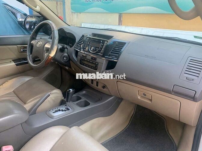 Toyota Fortuner 2.7V 4x2 AT 2013 – 355 Triệu